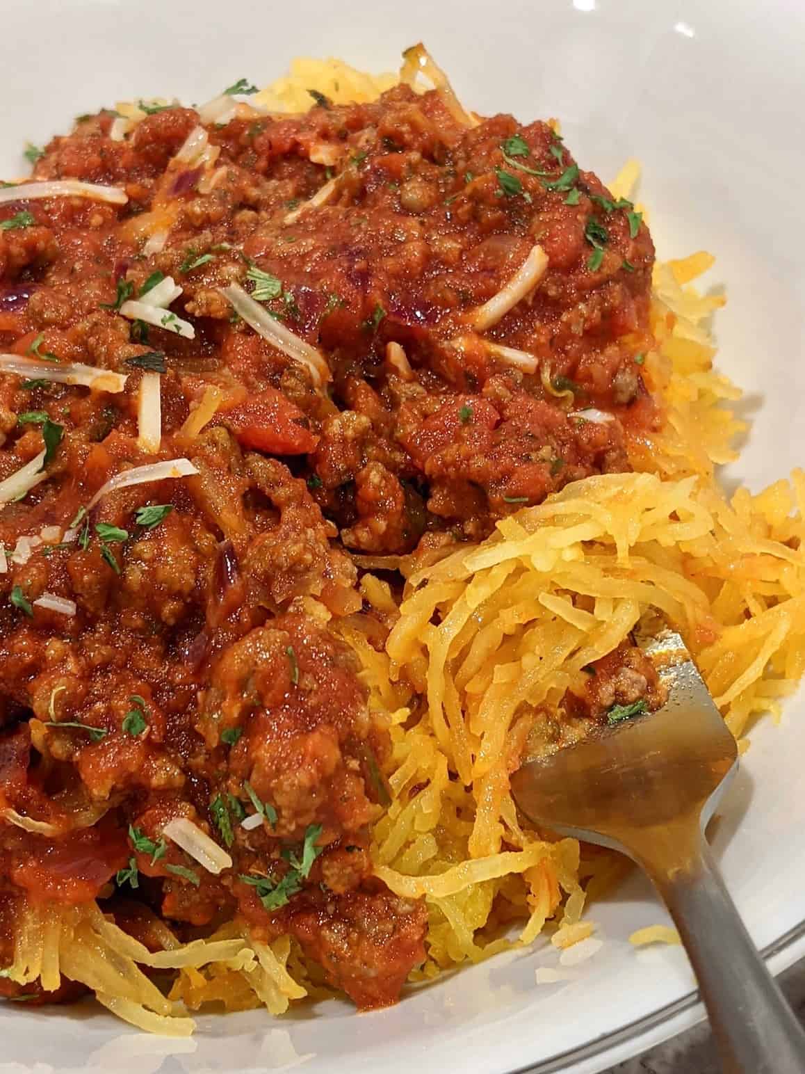 spaghetti squash with meat sauce